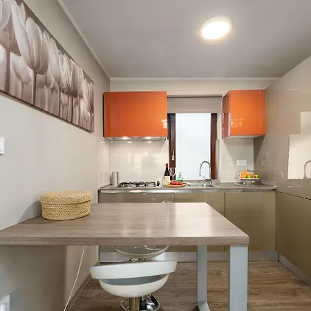 Exquisites Mit Privatem Garten, Liegen, Kinderstuhl, Waschmaschine - Nur 700 Meter Zum Holiday home *